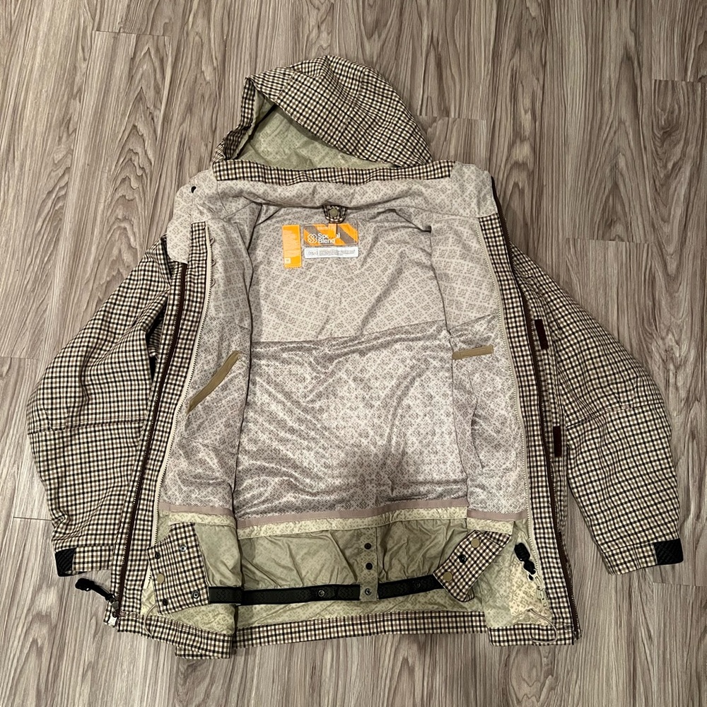 Special Blend Snowboard / Ski Jacket - Picture 3 of 10